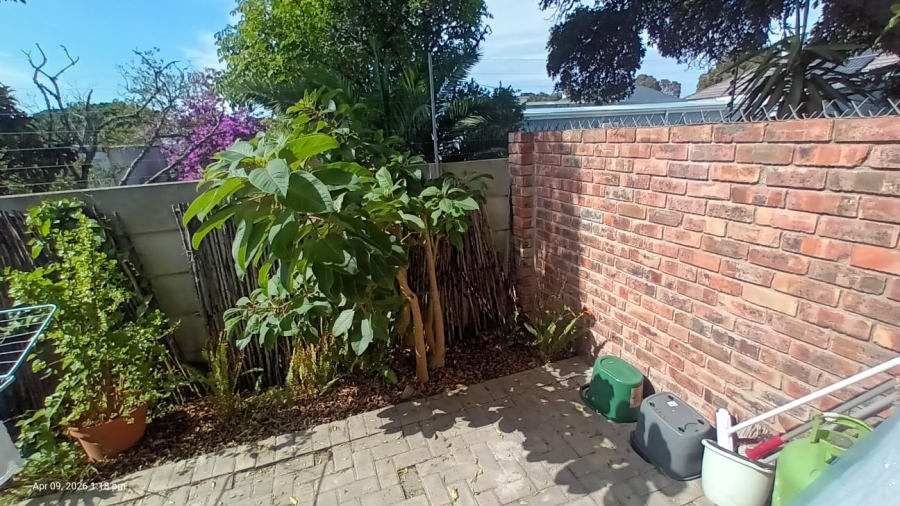 1 Bedroom Property for Sale in Walmer Eastern Cape